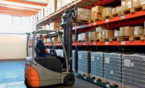 滬樂(lè)物流 從上海到漢中的減震運(yùn)輸冷鮮保溫車與物流軟件研發(fā)的融合創(chuàng)新